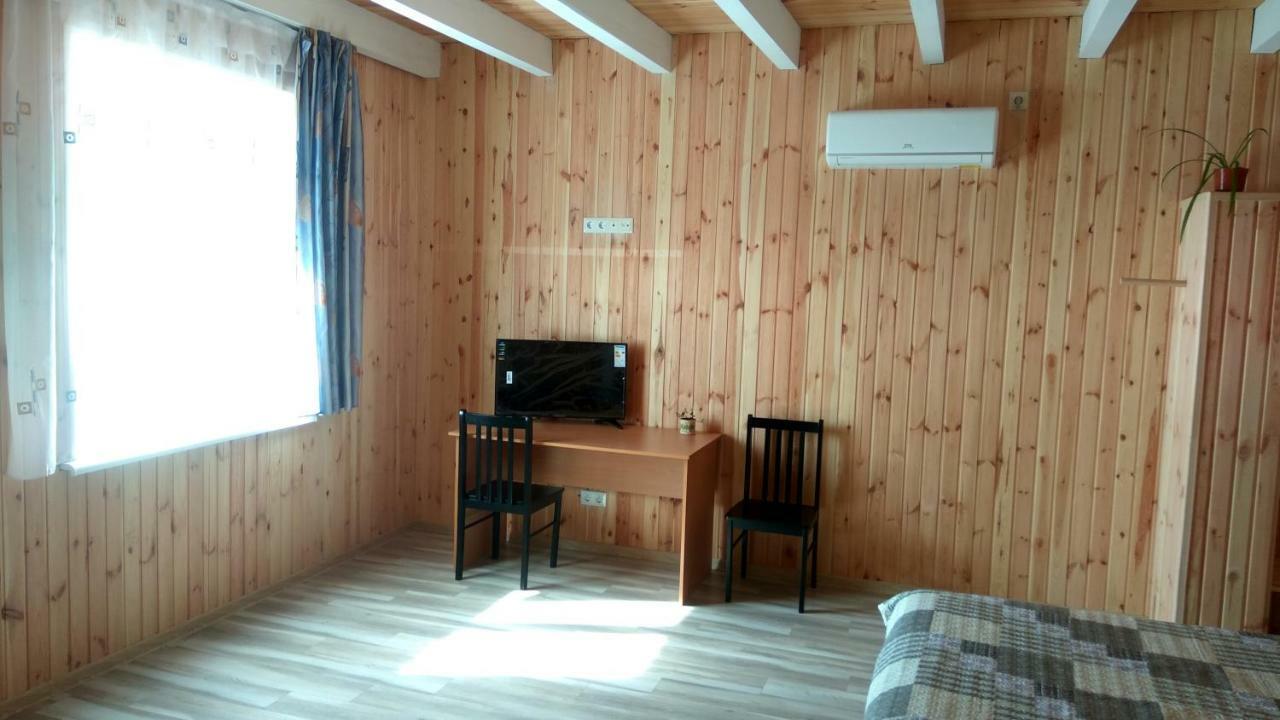 فندق Eco House تشورنومورسك المظهر الخارجي الصورة